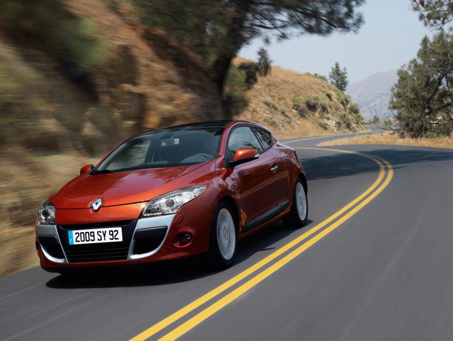  Renault Megane Coupe 2009 года  (фото 51 из 73)